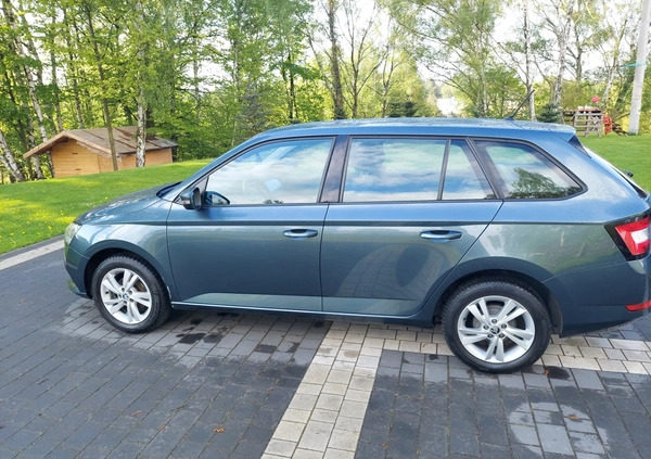 Skoda Fabia cena 24900 przebieg: 195000, rok produkcji 2020 z Rybnik małe 277